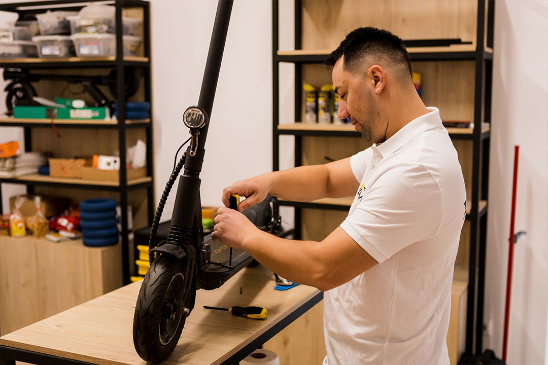 E Scooter Reparatur Lbeck
